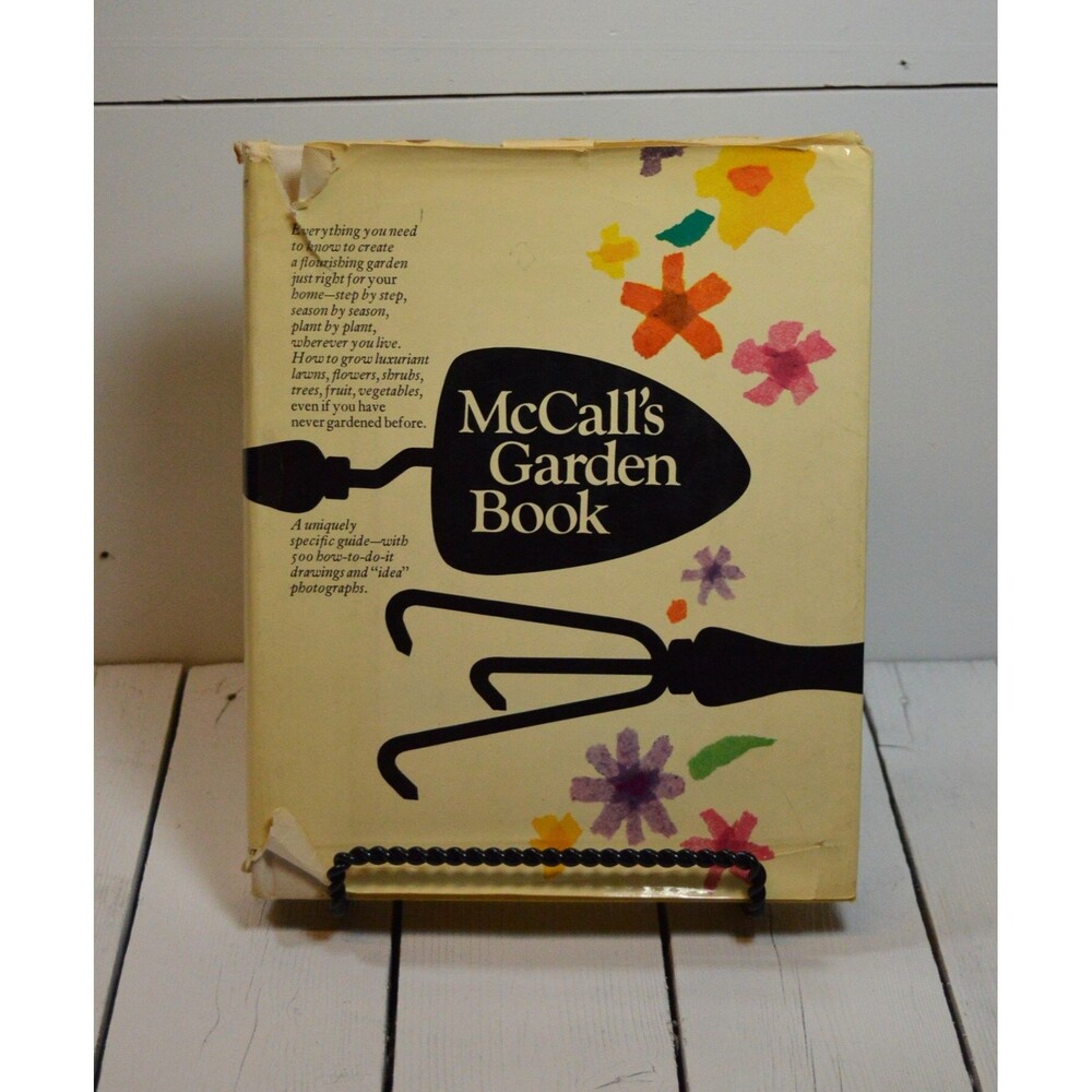 McCalls Garden Book by Gretchen Fischer Harshbarger, Vintage Book
